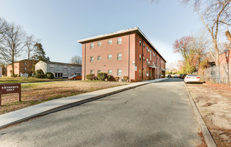 3916 CHAMBERLAYNE AVE