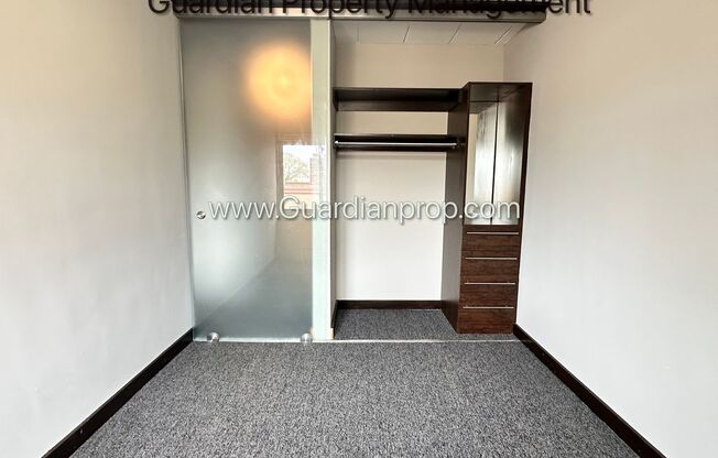 1 bed, 1 bath, $875, Unit #25