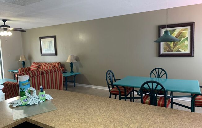 2 beds, 2 baths, $1,685, Unit Unit 1115