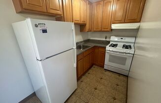 1 bed, 1 bath, $1,600, Unit 11