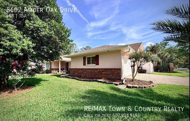 8602 AMBER OAK DR