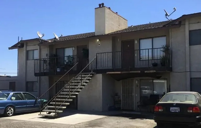 3400 Loyalton Ave