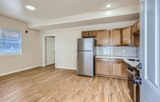 1 bed, 1 bath, 551 sqft, $1,600, Unit 102