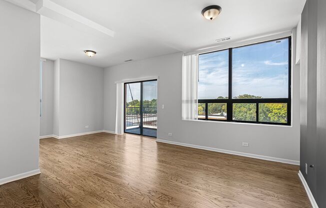 2 beds, 2 baths, 900 sqft, $2,550, Unit 411