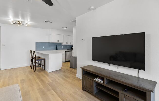 Nice studio apartment in Phoenix!