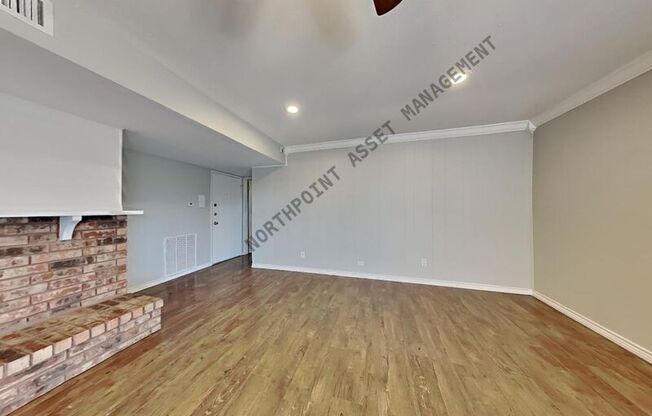 8825 MIAMI DR