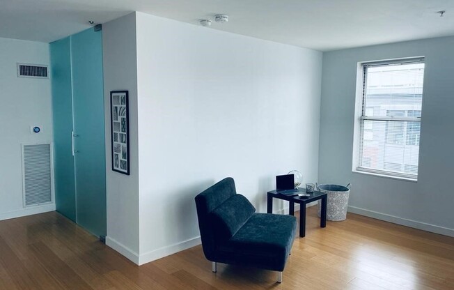 1 bed, 1 bath, 663 sqft, $3,400, Unit 510