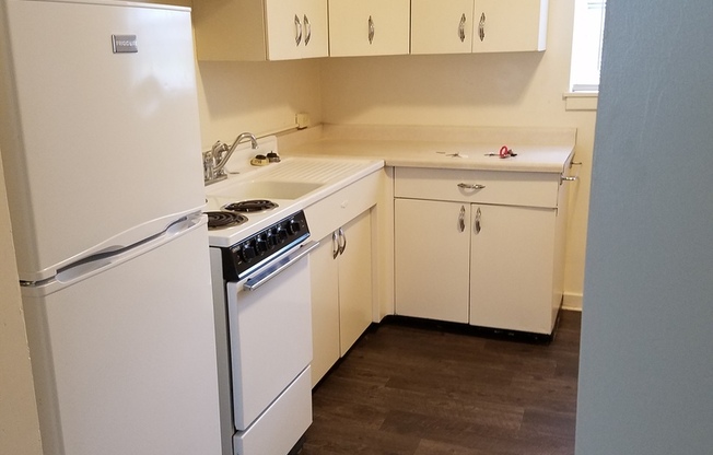 2 beds, 1 bath, 695 sqft, $725, Unit 1500-302