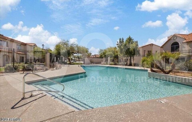 2 beds, 2.5 baths, 1,120 sqft, $1,699, Unit 1049