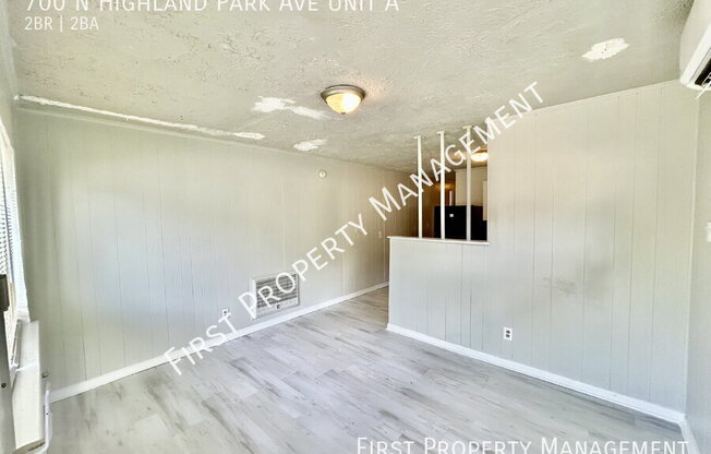 700 N HIGHLAND PARK AVE
