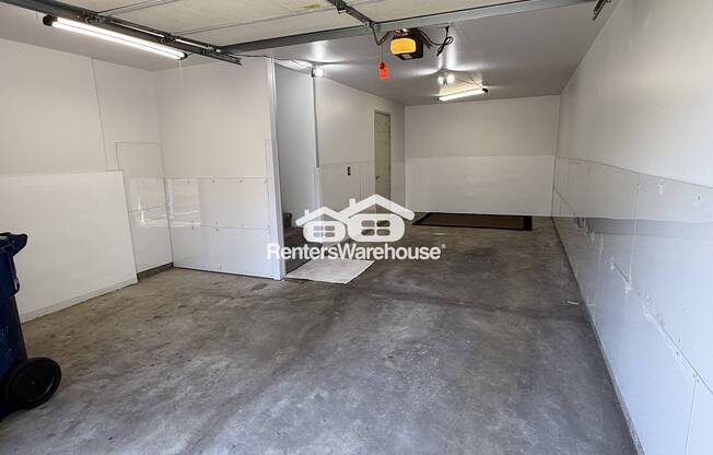 15573 FLIGHT WAY