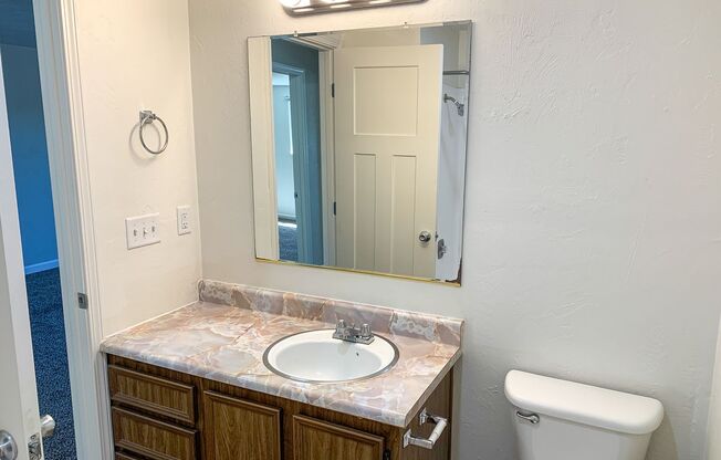 2 beds, 1 bath, 756 sqft, $1,125, Unit 65