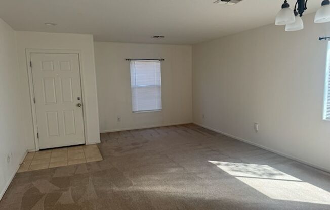 3 beds, 2 baths, $1,575, Unit 21196265