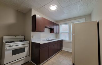 1 bed, 1 bath, $995, Unit S18