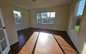 3 beds, 1 bath, $3,150