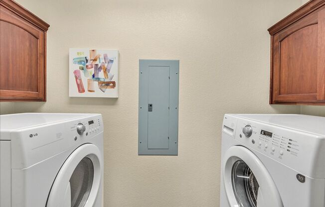 2 beds, 2 baths, $2,095