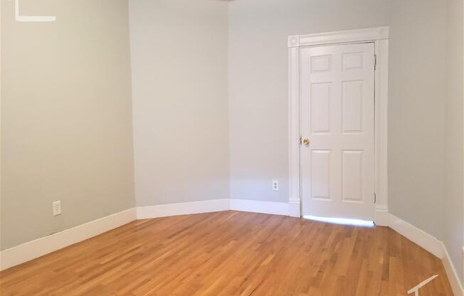 302 Washington St Apt 1