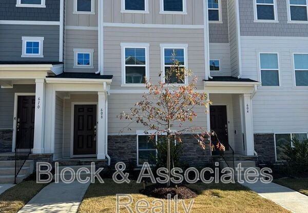 608 GIMARI DR