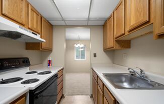 1 bed, 1 bath, 750 sqft, $899, Unit 110 N