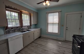 2 beds, 2 baths, $1,200