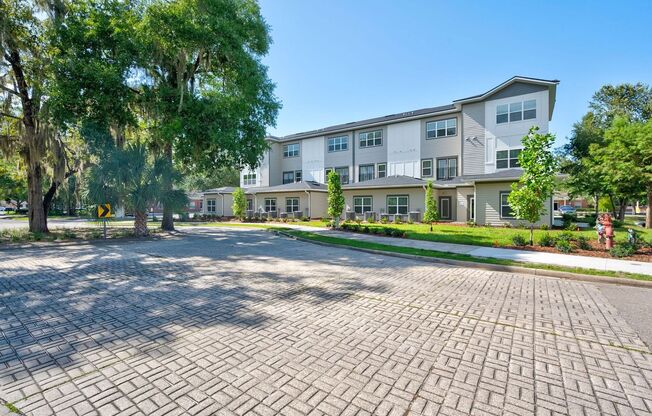 Metro 39 Apartments