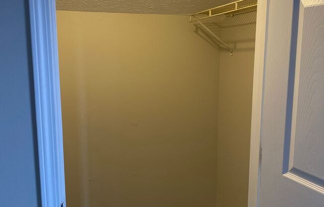 1 bed, 1 bath, $695, Unit #3