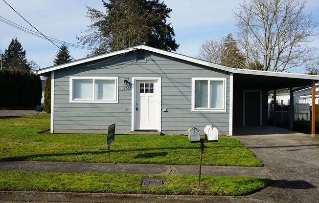 Completedf Remodeled 2 Bedroom Duplex for Lease in Vancouver - 3000 "O" Street