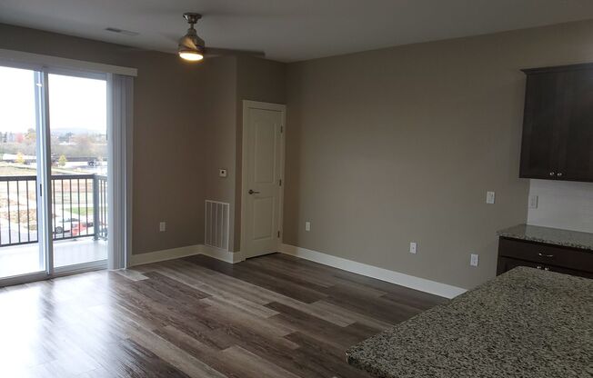 2 beds, 2 baths, 1,051 sqft, $1,780, Unit 117 Manitowish Waters b