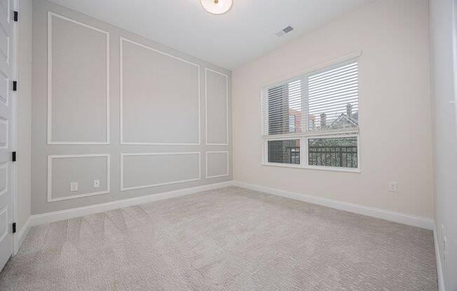 2 beds, 2 baths, 1,017 sqft, $1,880, Unit 526