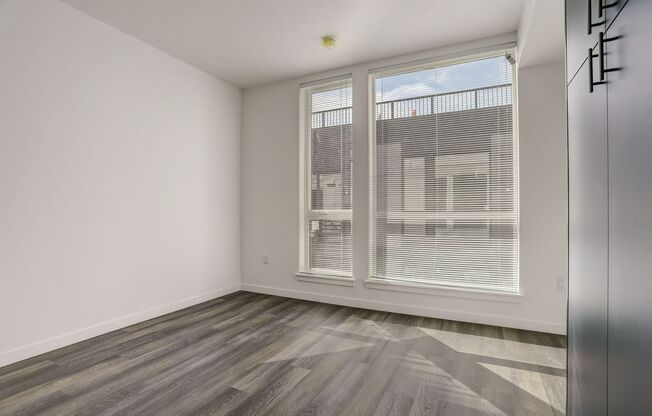 2 beds, 1 bath, 620 sqft, $2,695, Unit 217