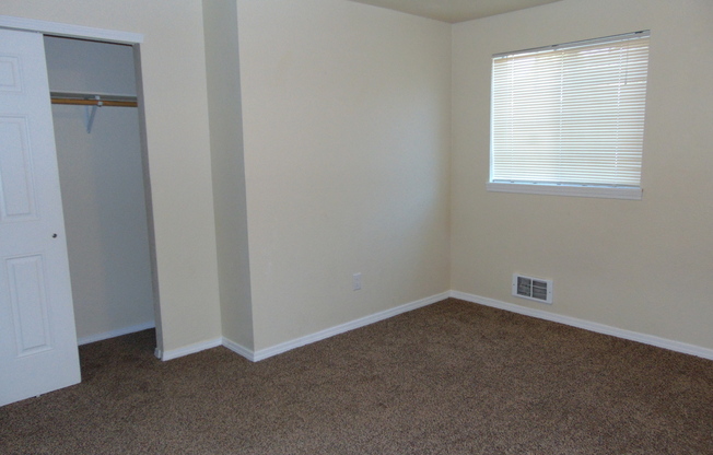 1 bed, 1 bath, 680 sqft, $1,195, Unit A-4