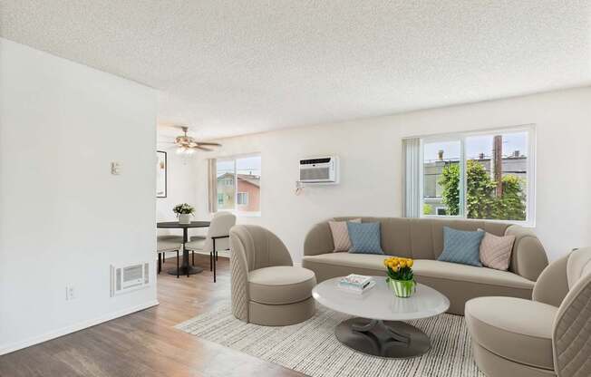 Welcome to Gilmore Apartments Van Nuys