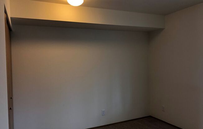 1 bed, 1 bath, 678 sqft, $1,425, Unit 21-302