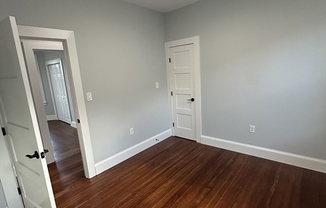 4 beds, 1 bath, 2,000 sqft, $3,700, Unit 3