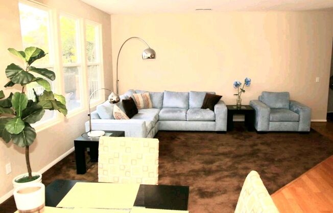 Lovely home in gated community