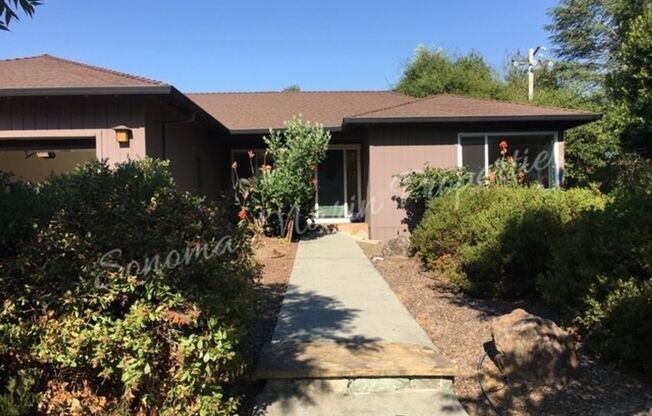 Great 3br/2ba Rincon Valley Home ~ Sonoma Marin Properties