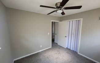5036-5038 N Topping Duplex