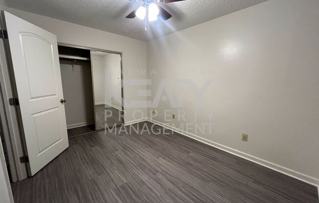 2 beds, 1.5 baths, 1,100 sqft, $975, Unit D