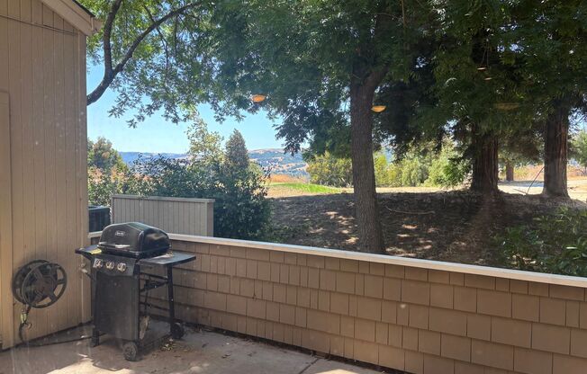 Gorgeous Two-Bedroom Condo with Golf Course Views in San Ramon!