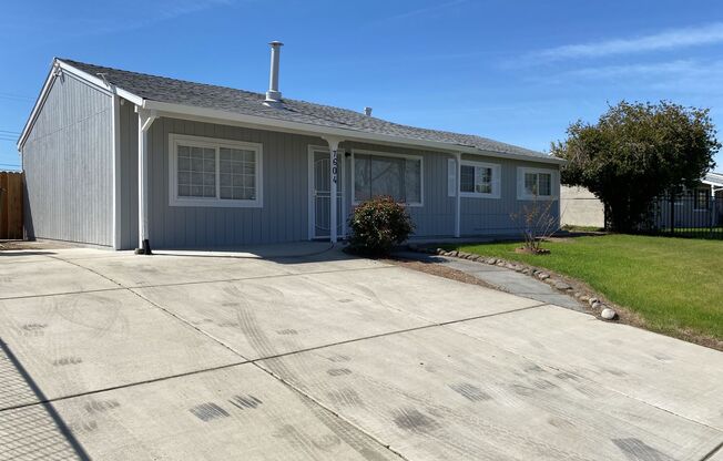 Cozy Home on a Huge Lot