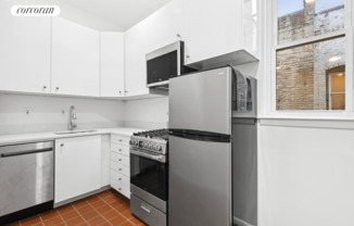259 W 12 ST
