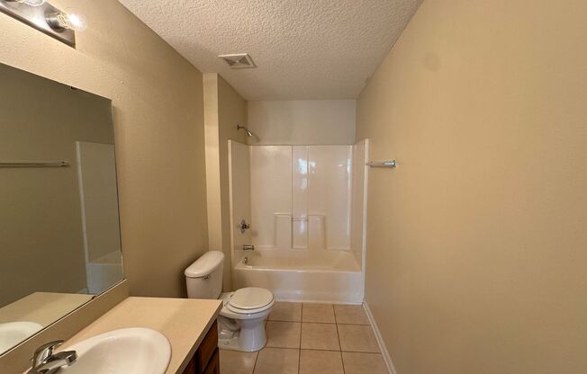 2 beds, 2 baths, $1,099