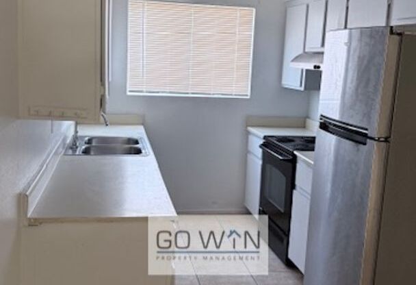 2 beds, 1 bath, $1,199, Unit 158