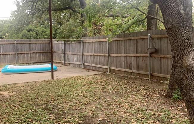 1625 WOODCREST DR