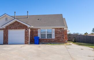 Beautiful 3 Bed 2 Bath Duplex in Norman! 50 Percent Off Your First Month's Rent