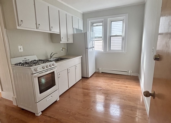 26 BEACON ST