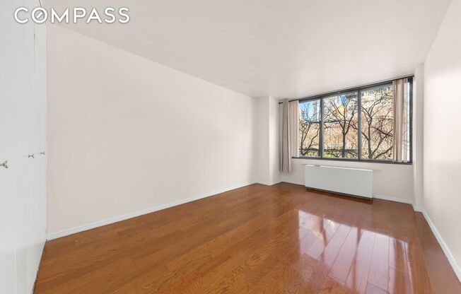 1 bed, 1 bath, 606 sqft, $5,500, Unit 3N
