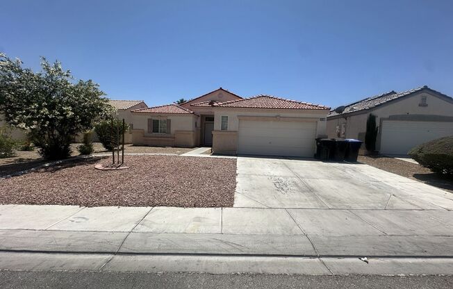SPACIOUS Single Story in NLV!