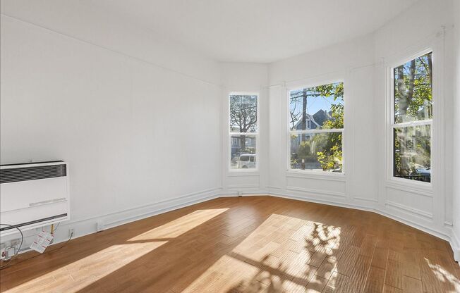 Buena Vista Ave 2115 - 2117