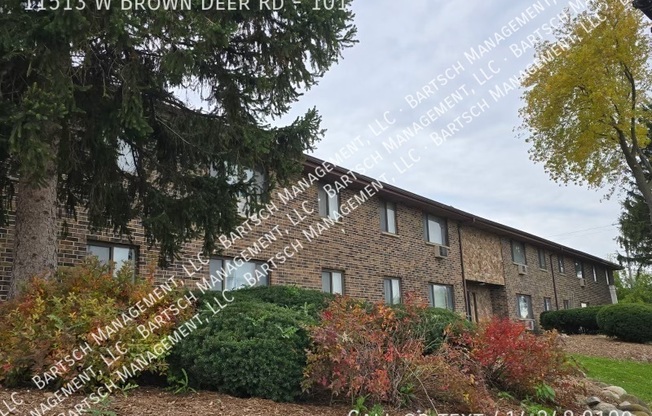 11513 W BROWN DEER RD